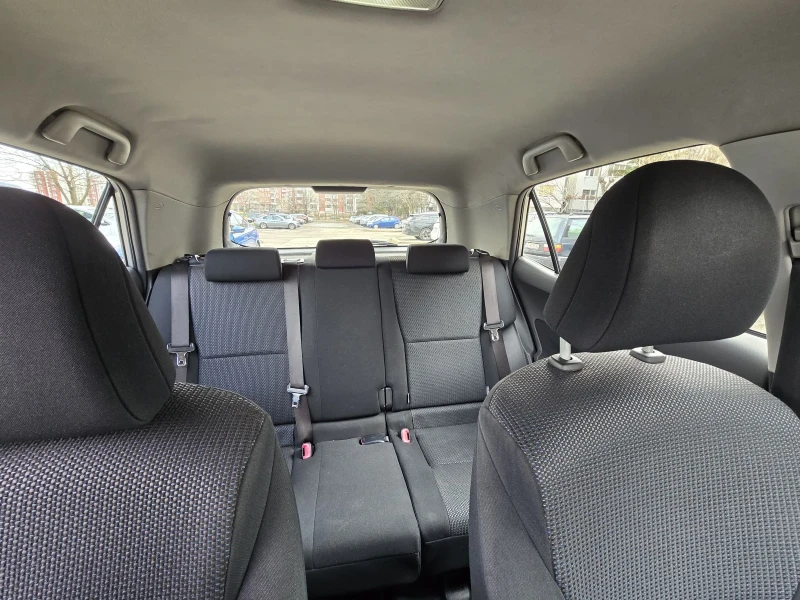 Toyota Auris T-spirit, снимка 10 - Автомобили и джипове - 53132880