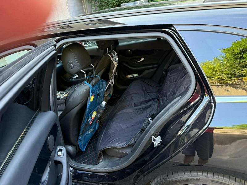 Mercedes-Benz C 220, снимка 5 - Автомобили и джипове - 53269502