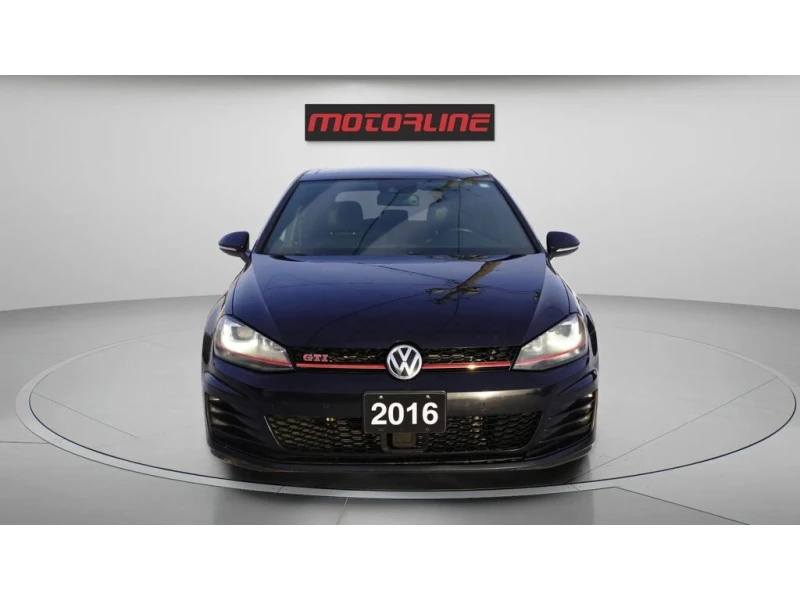 VW Golf GTI PERFORMANCE| Premium leather sport seats| Prem, снимка 2 - Автомобили и джипове - 53483234