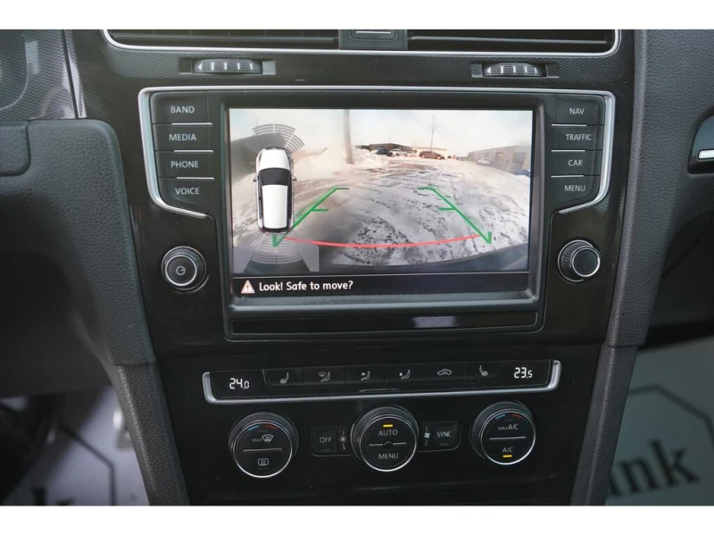 VW Golf GTI PERFORMANCE| Premium leather sport seats| Prem, снимка 15 - Автомобили и джипове - 53483234