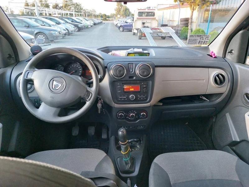 Dacia Lodgy 1.6, снимка 7 - Автомобили и джипове - 49052947