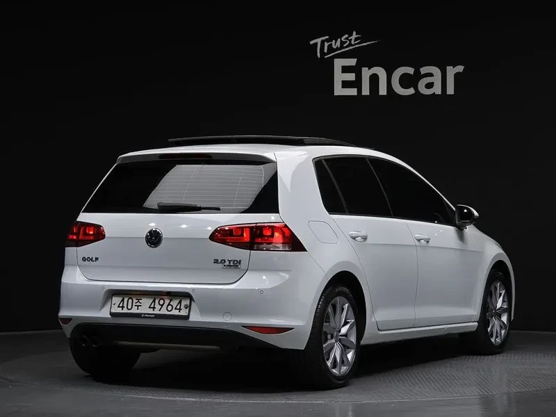 VW Golf 2.0 TDI, снимка 2 - Автомобили и джипове - 54300716