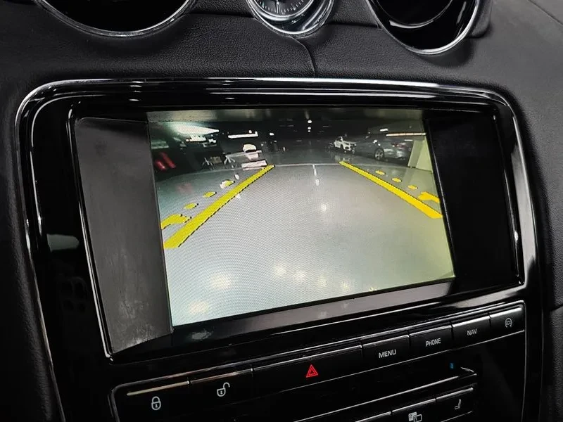Jaguar Xj 3.0D, снимка 16 - Автомобили и джипове - 54454357
