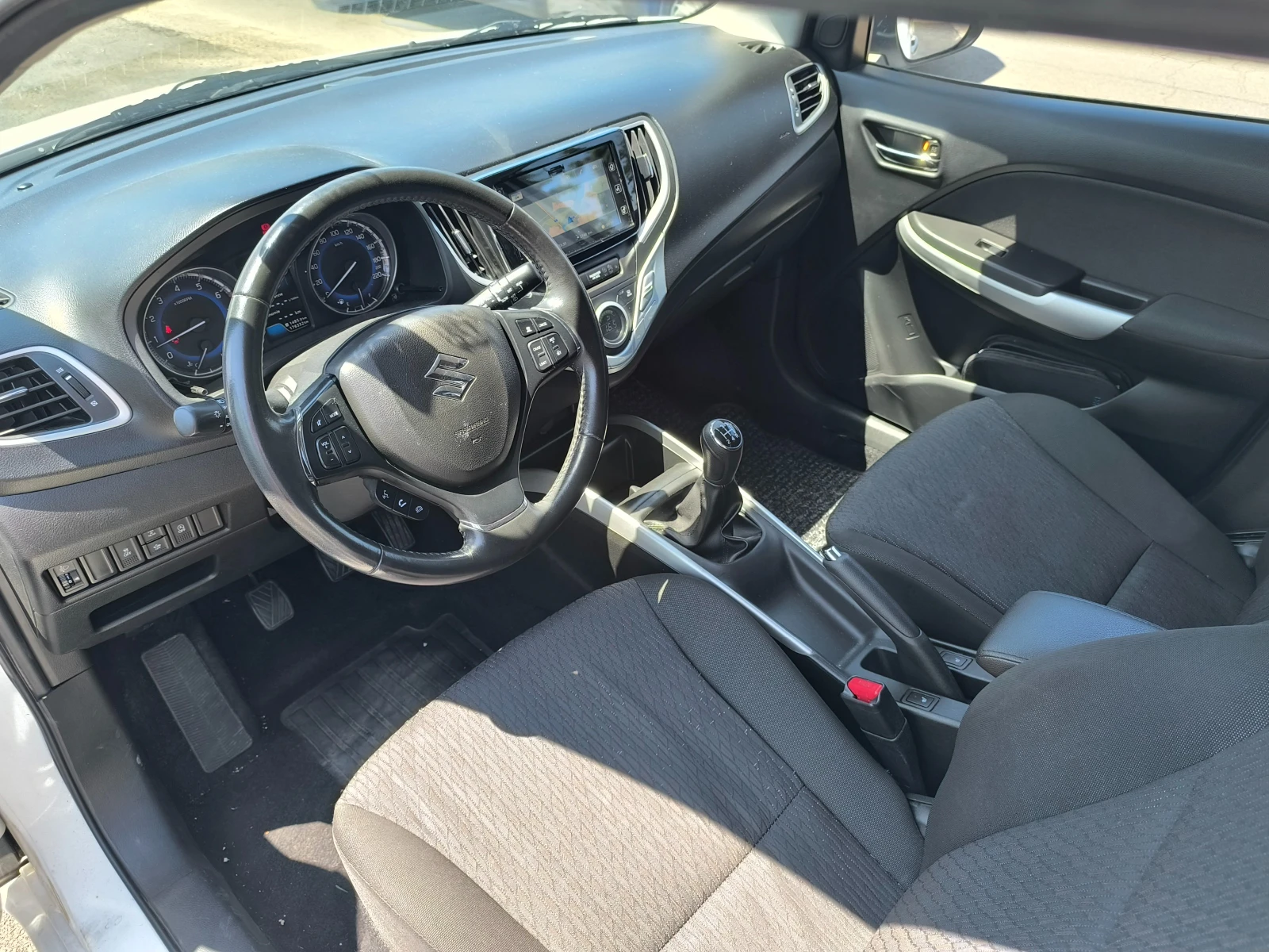 Suzuki Baleno 1.2/Hybrid - изображение 9