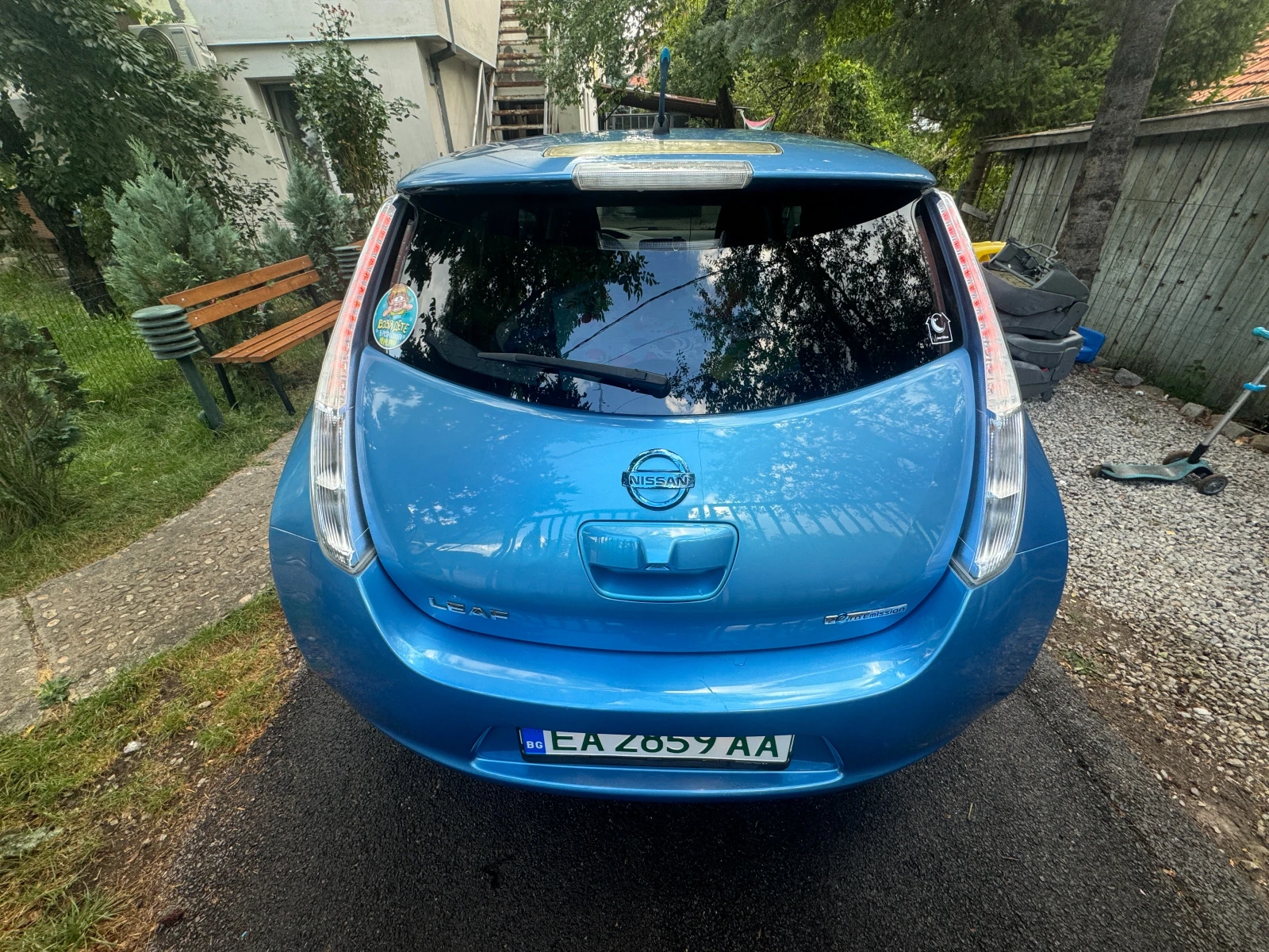 Nissan Leaf   - изображение 4