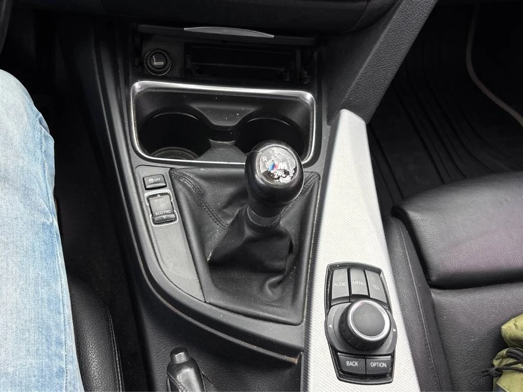 BMW 335 M пакет* КОМПЛЕКТ ДЖАНТИ С ГУМИ* CARFAX*  - изображение 9