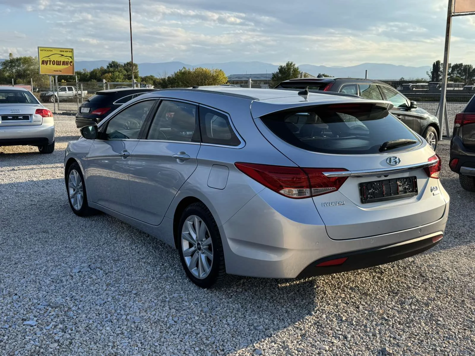 Hyundai I40 1.7CRDI - изображение 6