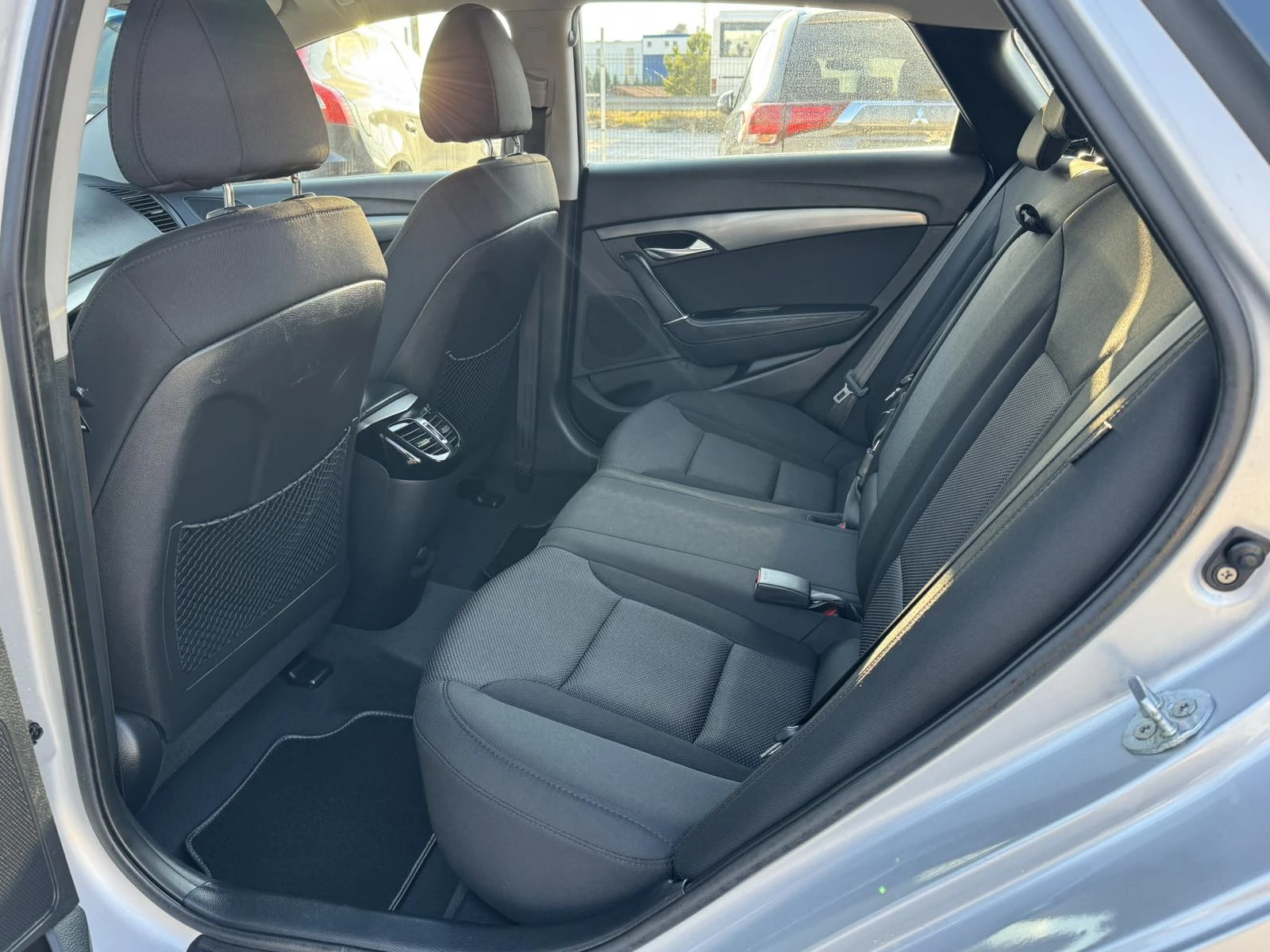 Hyundai I40 1.7CRDI - изображение 8