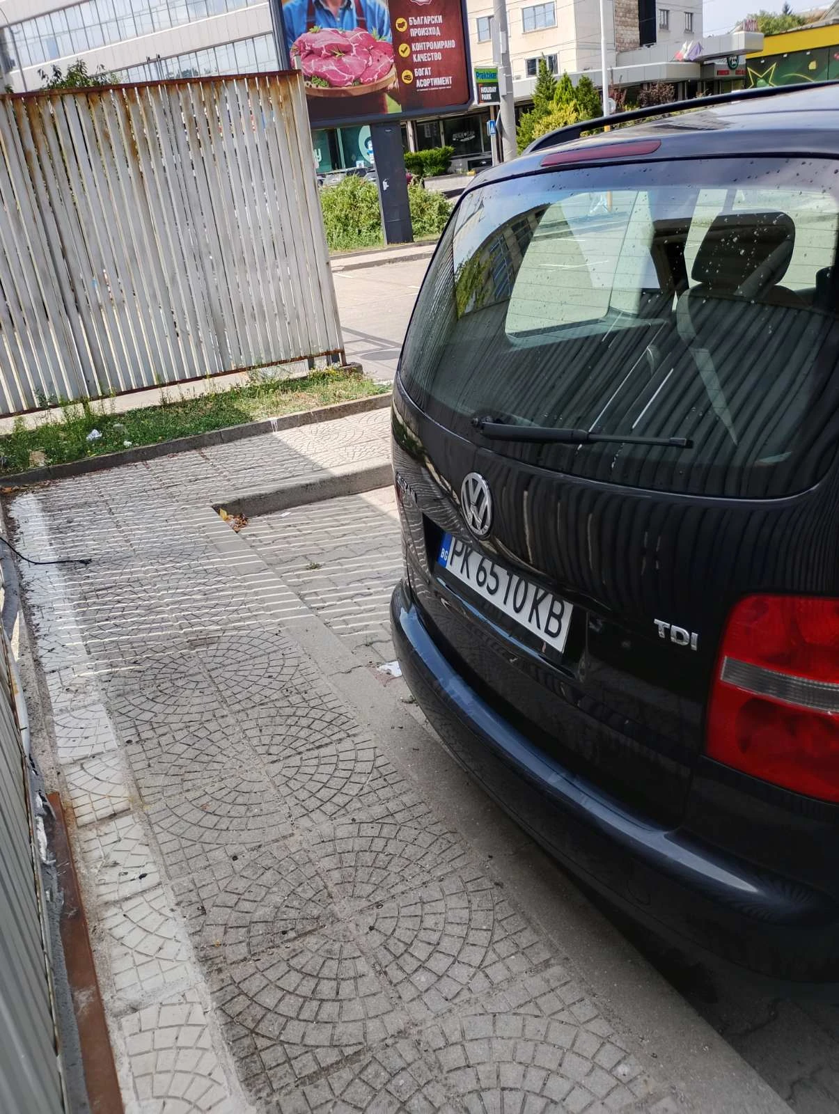 VW Touran 1.9 TDI 105kc - изображение 10