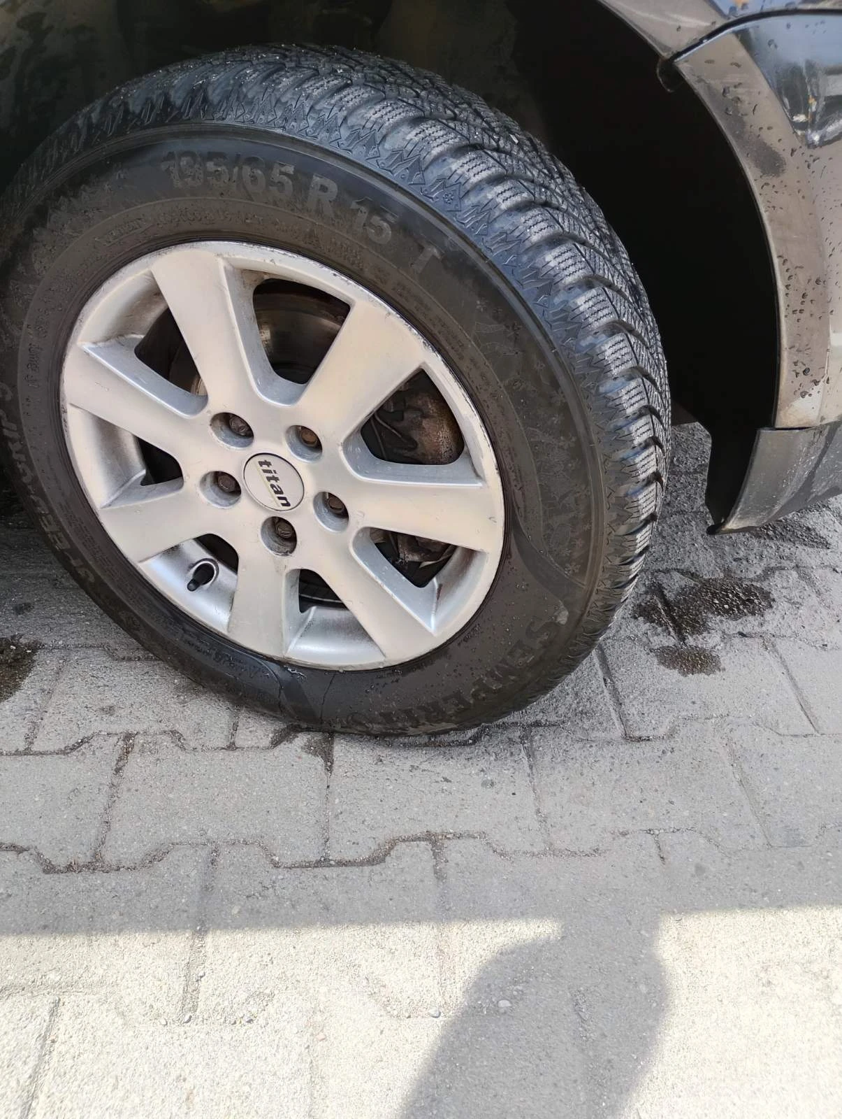 VW Touran 1.9 TDI 105kc - изображение 9