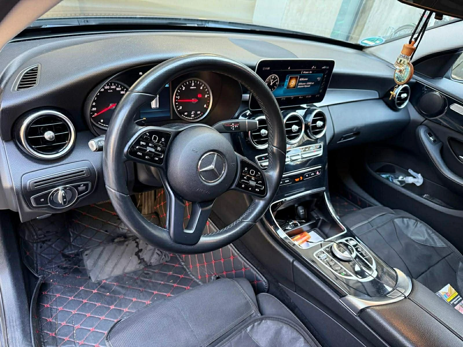 Mercedes-Benz C 220  - изображение 7