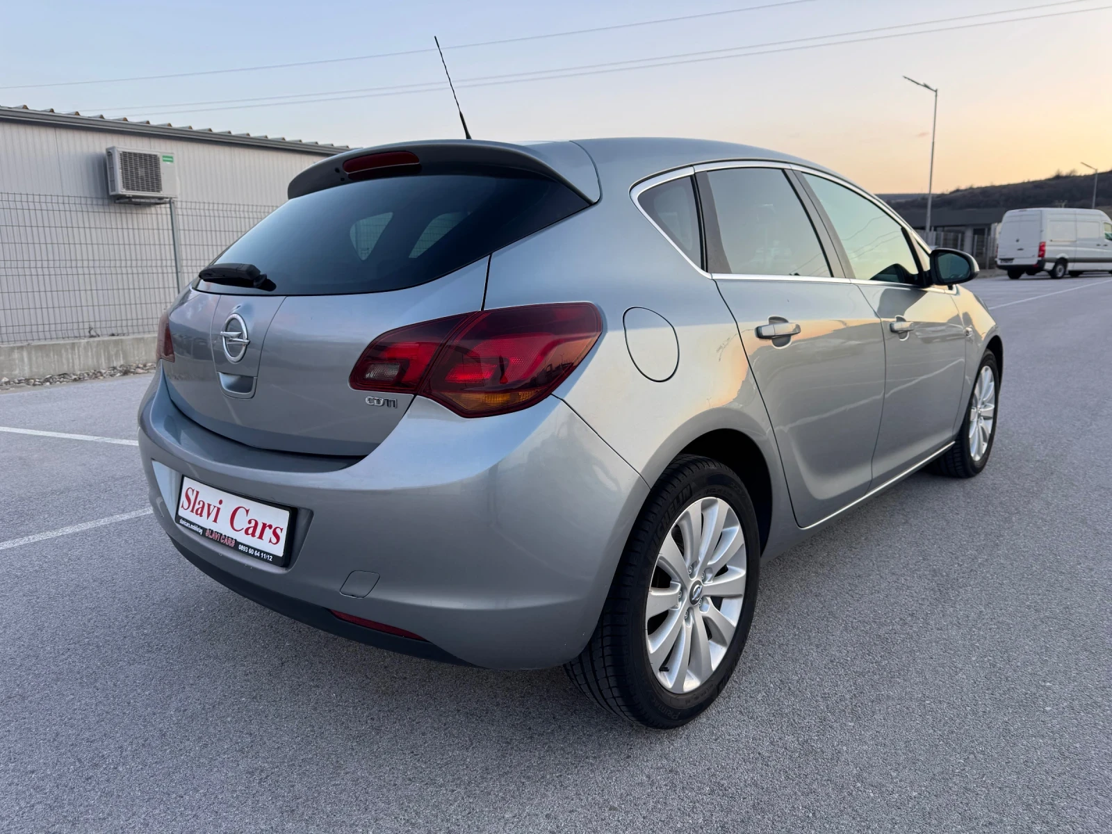 Opel Astra 1.7 CDTI - COSMO , снимка 7 - Автомобили и джипове - 53748418