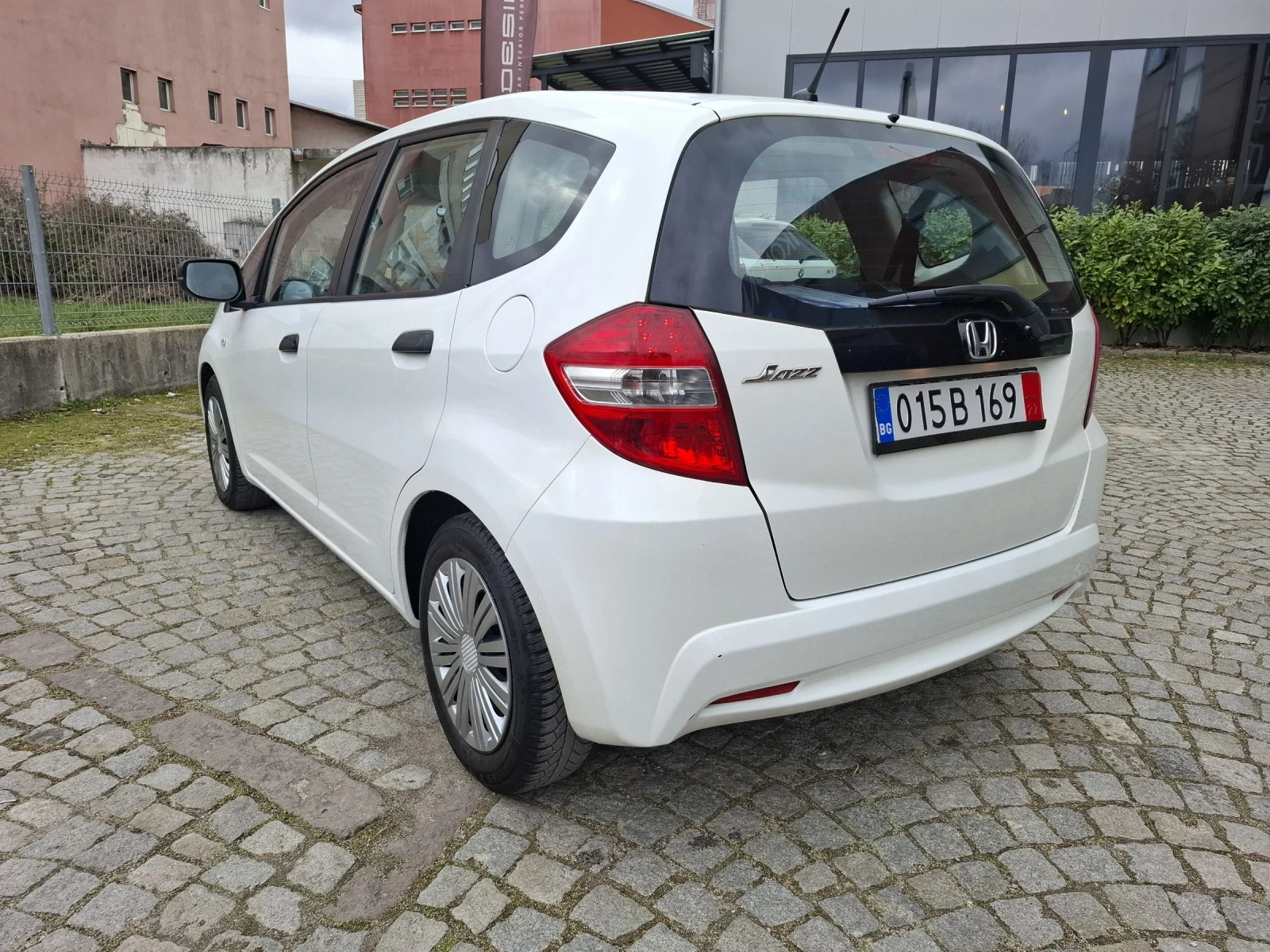 Honda Jazz 1.2i-90к.с.FACELIFT* TOP* KATO NOVA* , снимка 3 - Автомобили и джипове - 53990309
