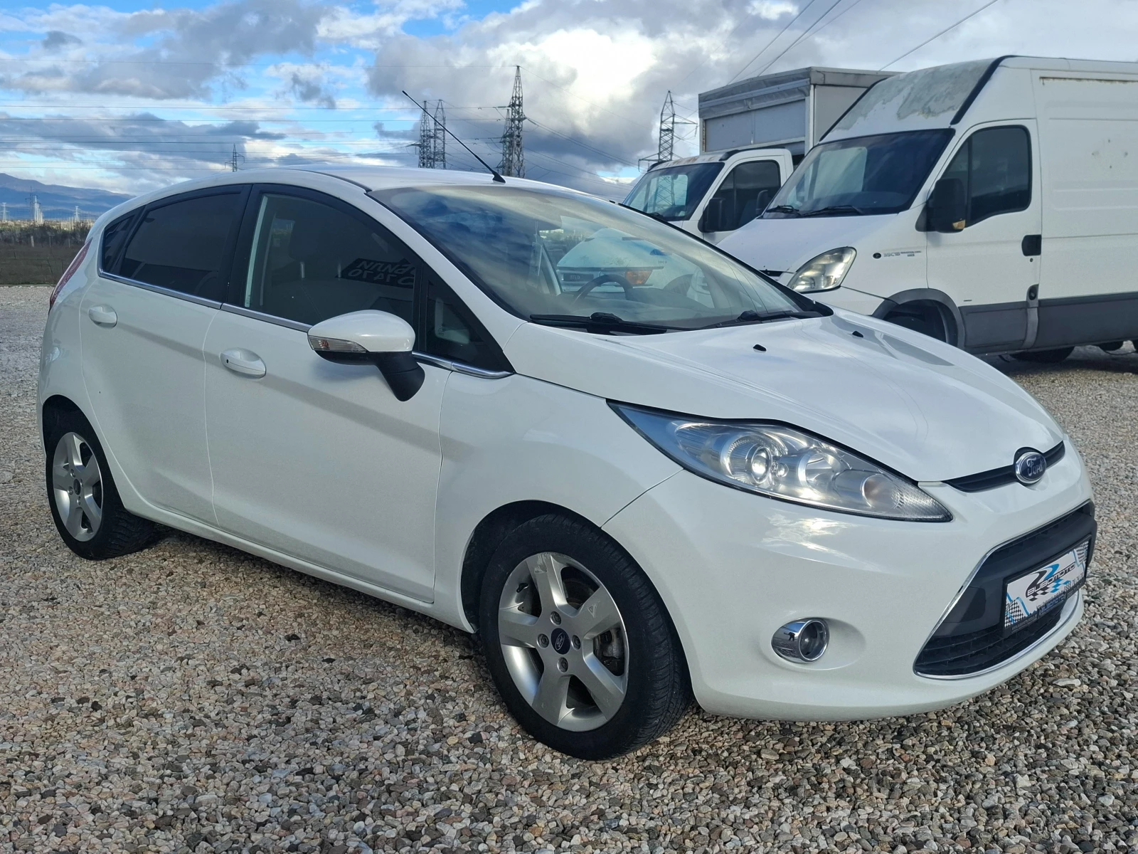 Ford Fiesta 1.6TDCI/Euro5A/Клима, снимка 5 - Автомобили и джипове - 54000119