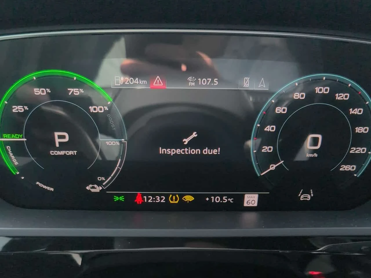 Audi E-Tron * Technik * 360 * ПРЕДСТАВИТЕЛСТВО * ОБДУХВАНЕ, снимка 8 - Автомобили и джипове - 54034624