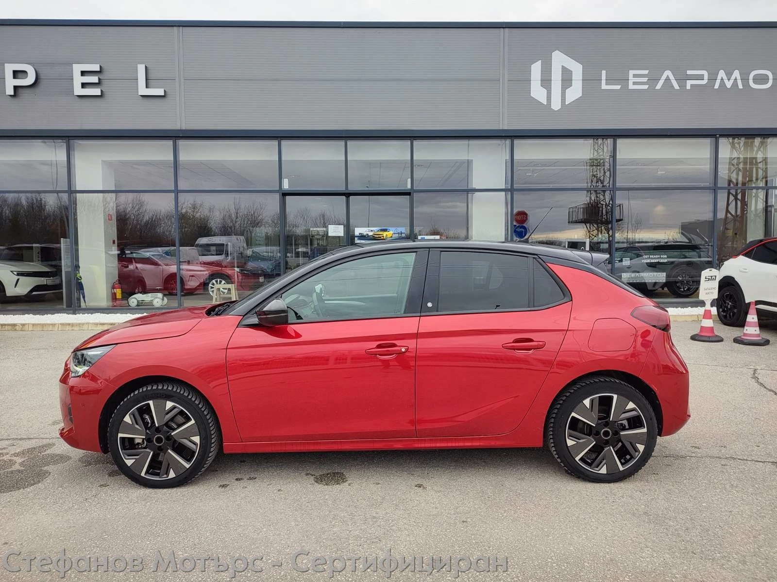 Opel Corsa -e GS 50 kWh (136hp) AT, снимка 4 - Автомобили и джипове - 54136773