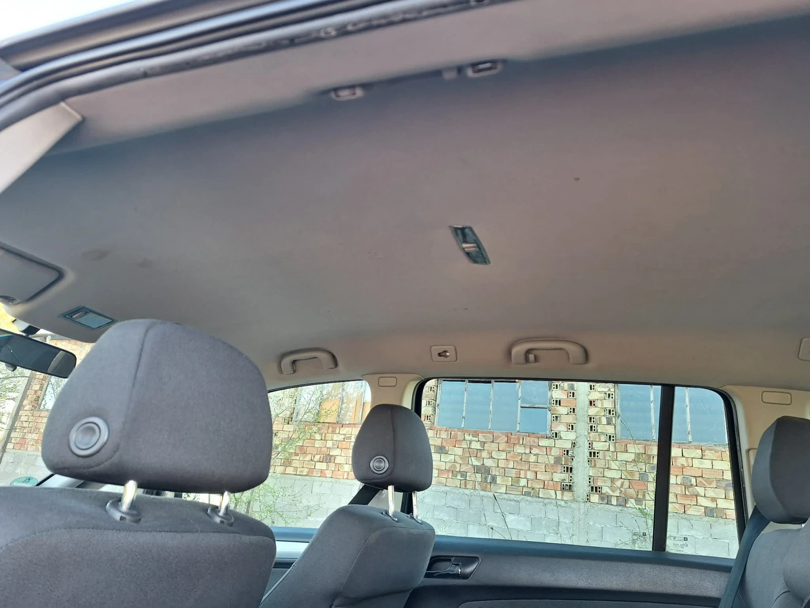 Opel Zafira 2.2i клима, снимка 9 - Автомобили и джипове - 54142824