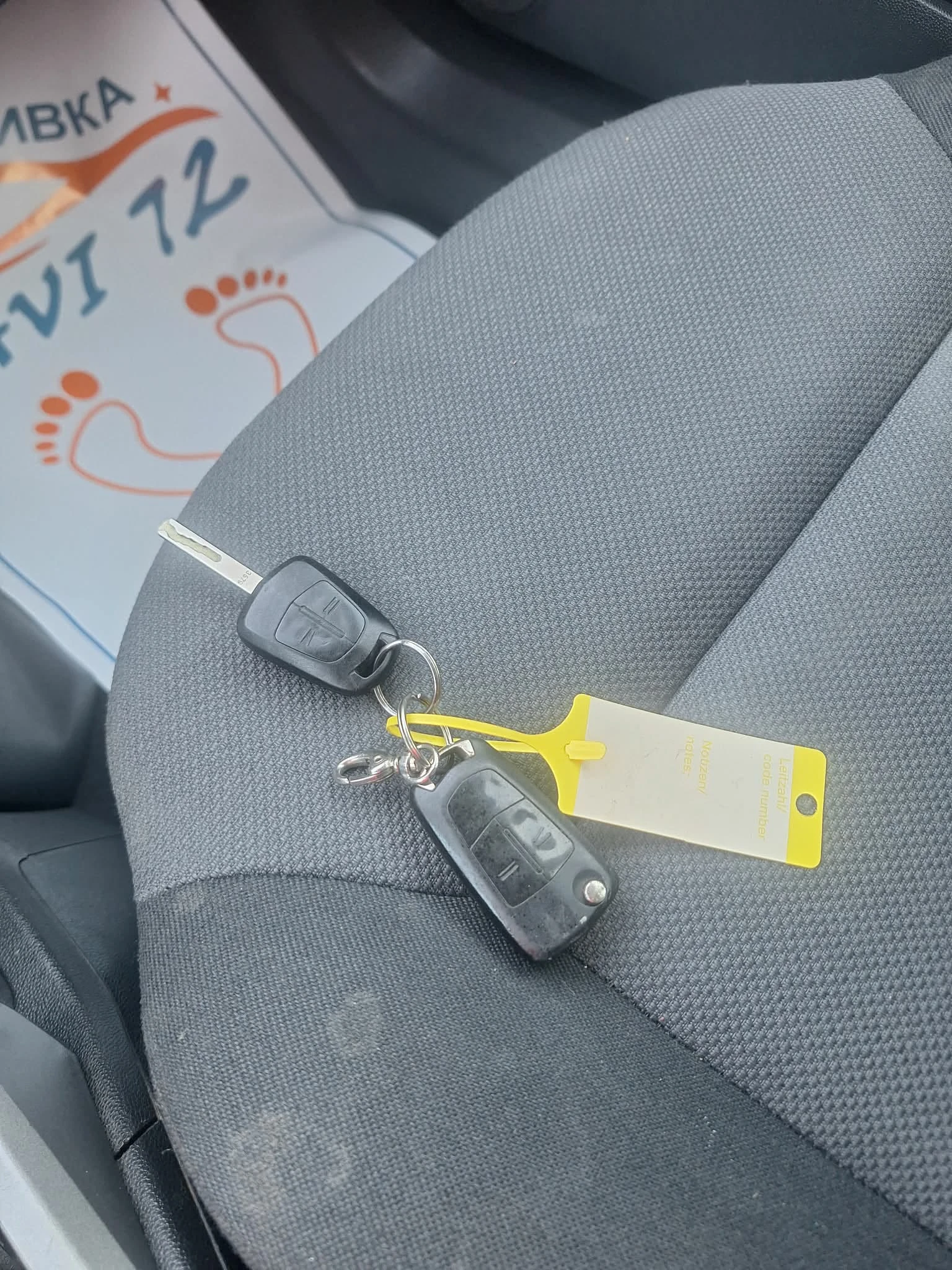 Opel Zafira 2.2i клима, снимка 13 - Автомобили и джипове - 54142824