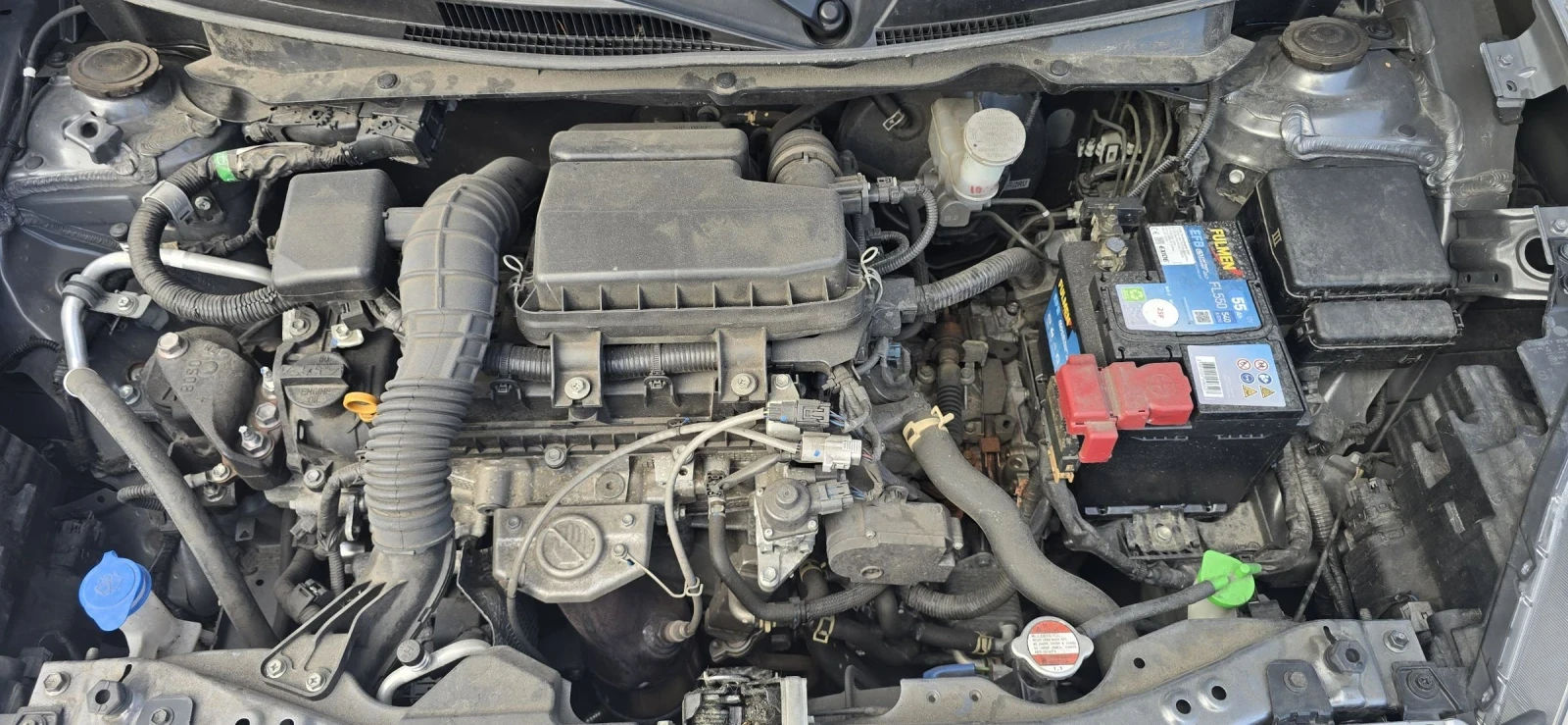 Suzuki Swift 1.2 HYBRID, снимка 14 - Автомобили и джипове - 54159021