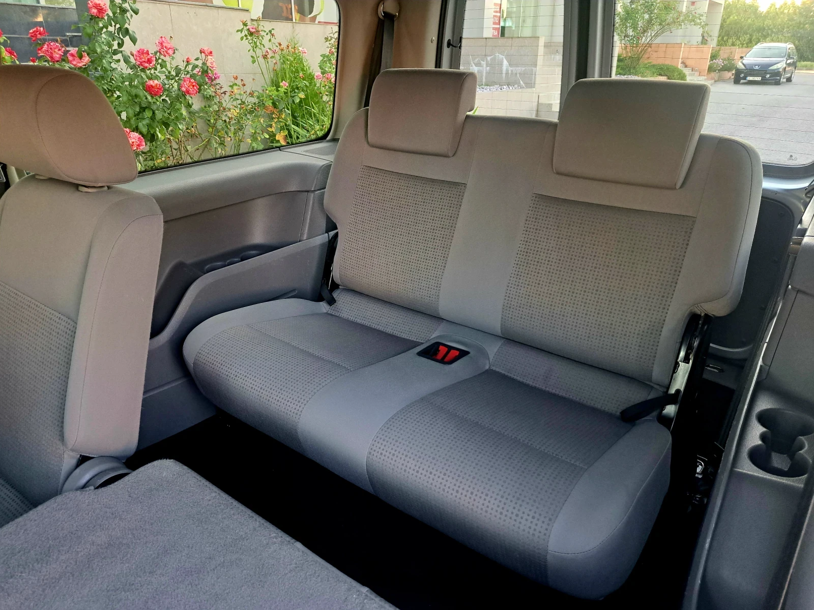 VW Caddy CADDY MAXI LIFE 2.0 TDI 6�� 140�� | Mobile.bg � ����������� 8