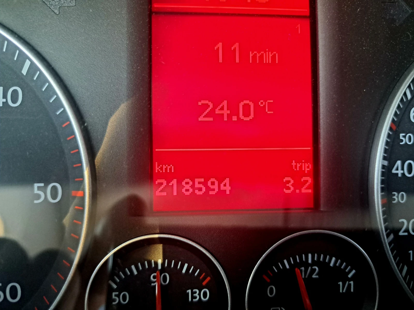 VW Caddy CADDY MAXI LIFE 2.0 TDI 6�� 140�� | Mobile.bg � ����������� 16