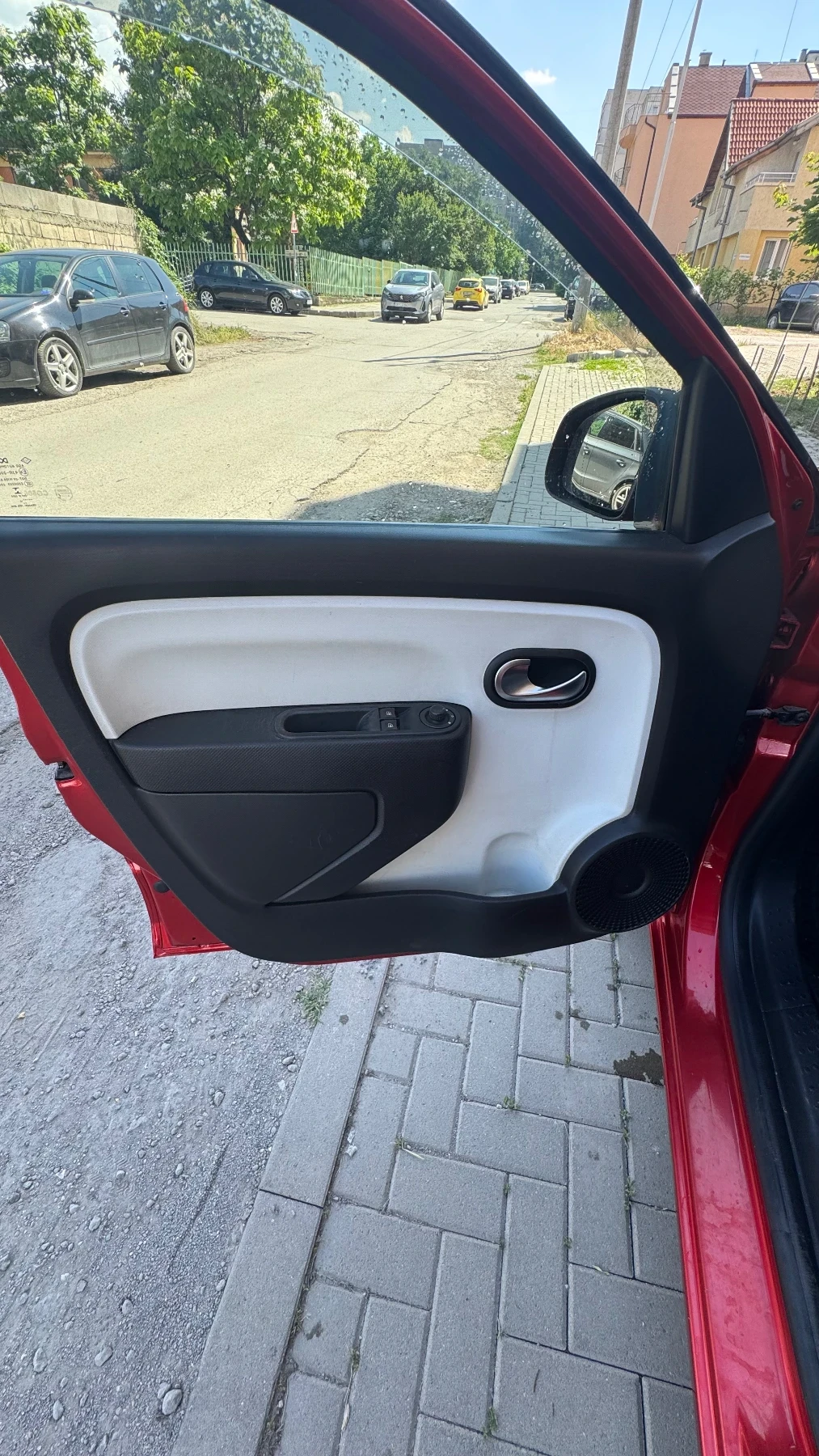 Renault Twingo 0, 9 LPG, снимка 11 - Автомобили и джипове - 54836819