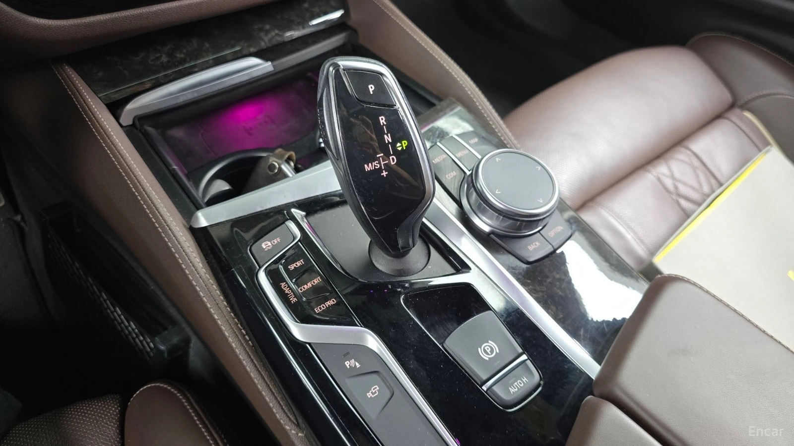 BMW 530 M* ОБДУХВАНЕ* ПОДГРЕВ* 360 КАМЕРА* ПАНОРАМА* HEADU, снимка 9 - Автомобили и джипове - 55478047