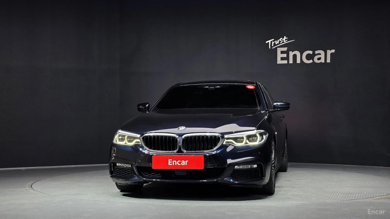 BMW 530 M* ОБДУХВАНЕ* ПОДГРЕВ* 360 КАМЕРА* ПАНОРАМА* HEADU, снимка 2 - Автомобили и джипове - 55478047