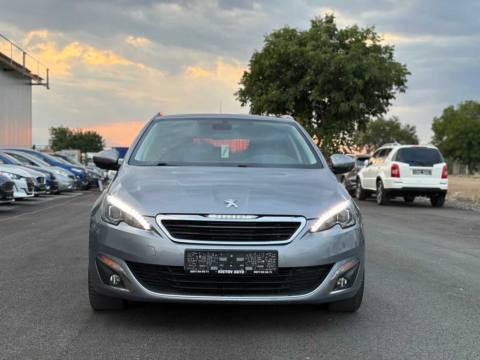 Peugeot 308 2.0 HDI 150кс* Allure* Navi* Automatic* EURO6B* , снимка 3 - Автомобили и джипове - 55657650