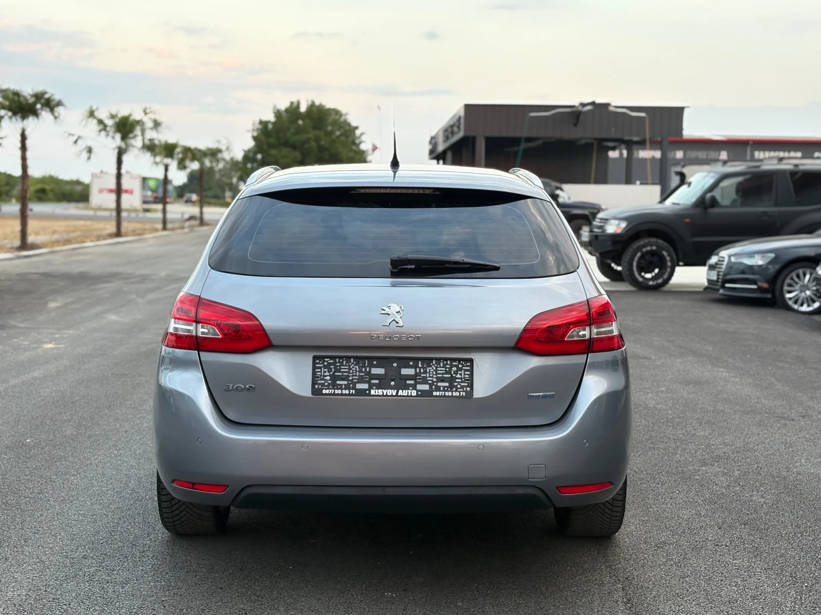 Peugeot 308 2.0 HDI 150кс* Allure* Navi* Automatic* EURO6B* , снимка 6 - Автомобили и джипове - 55657650