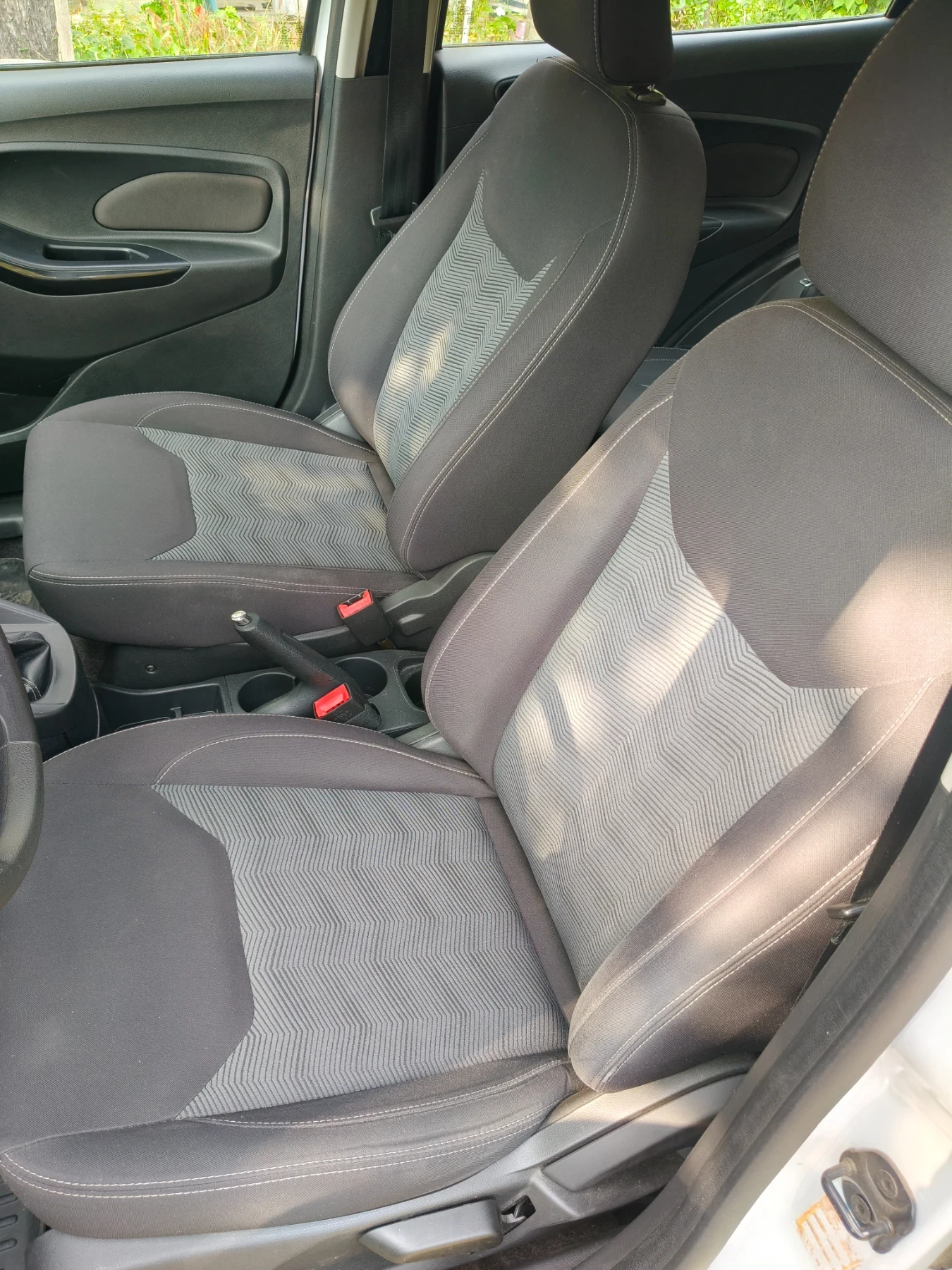 Ford Ka, снимка 9 - Автомобили и джипове - 55891089