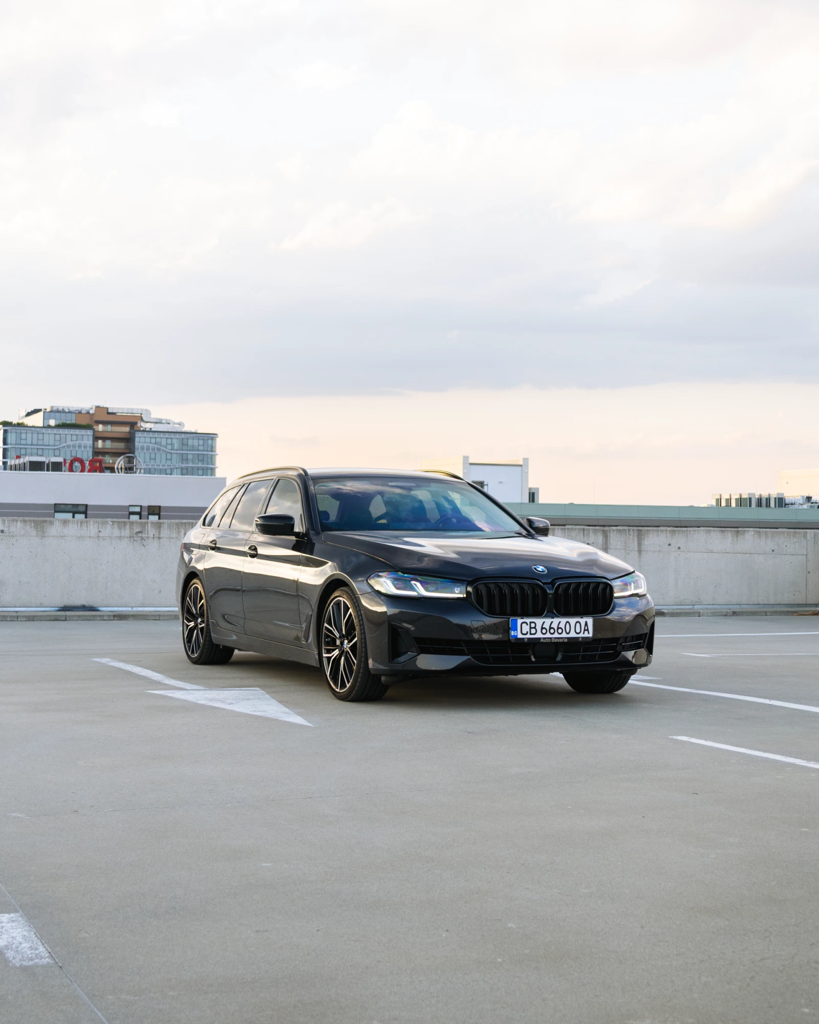 BMW 540 G31 Touring 340 Hp xDrive Steptronic, снимка 2 - Автомобили и джипове - 56005269