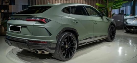 Lamborghini Urus 4.0 V8 AWD Carbon Package, снимка 2