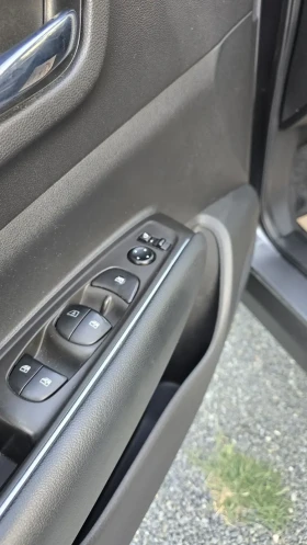 Renault Koleos 2.0i LPG FULL !!!НАЛИЧНА!!! - 34900 лв. - 19488455 15