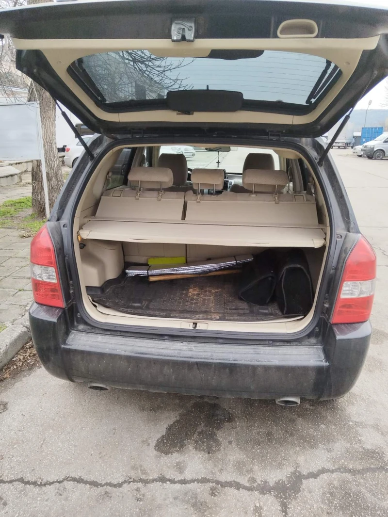 Hyundai Tucson, снимка 5 - Автомобили и джипове - 49210313