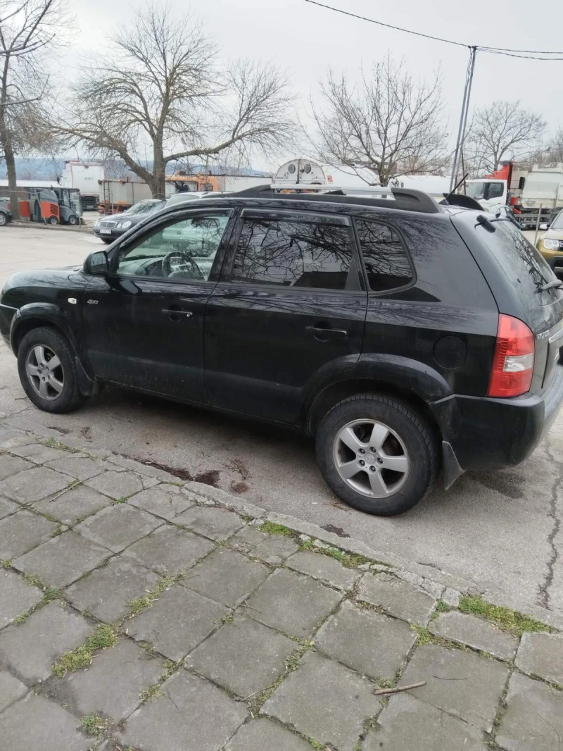 Hyundai Tucson, снимка 2 - Автомобили и джипове - 49210313