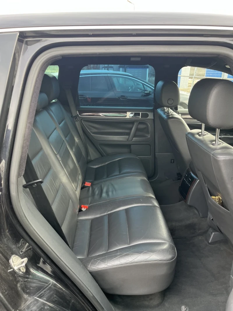 VW Touareg V6 3TDI, снимка 4 - Автомобили и джипове - 52285584