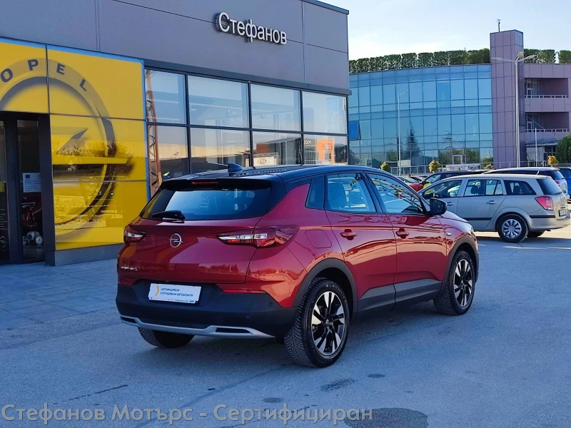 Opel Grandland X Innovation 1.2 Turbo (130hp) AT8, снимка 8 - Автомобили и джипове - 51923219
