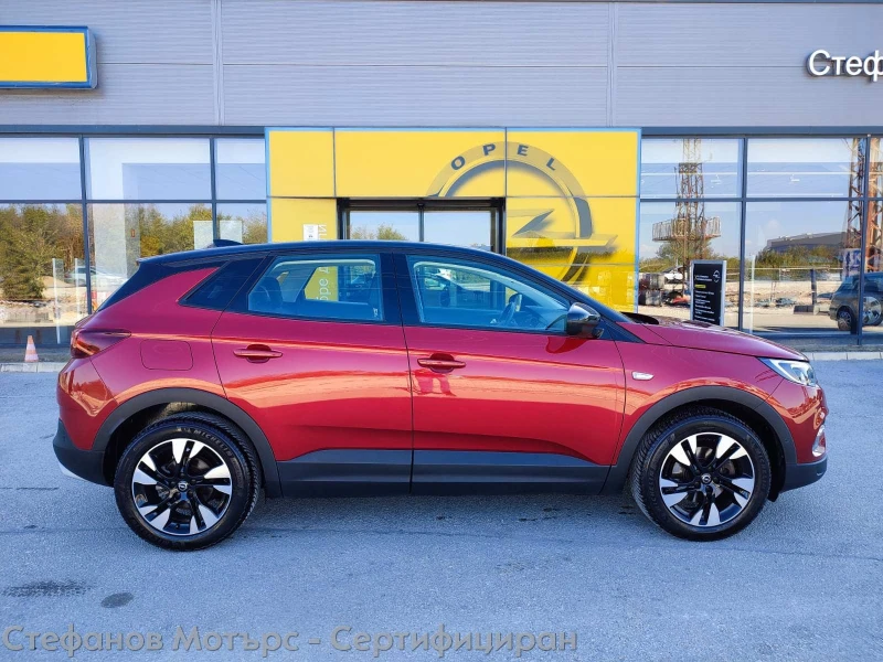Opel Grandland X Innovation 1.2 Turbo (130hp) AT8, снимка 5 - Автомобили и джипове - 51923219