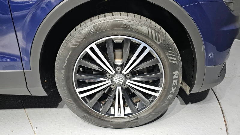 VW Tiguan 2.0TDI PRESTIGE , снимка 5 - Автомобили и джипове - 52534777