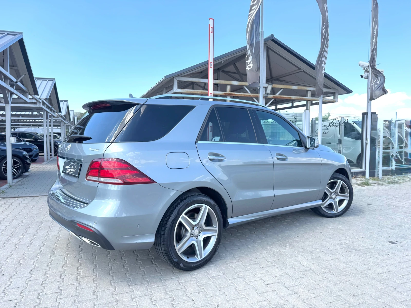 Mercedes-Benz GLE 400 AMG#4MAT#PANORAMA#AIRM#360* CAM#BOSSE#154000KM - изображение 6