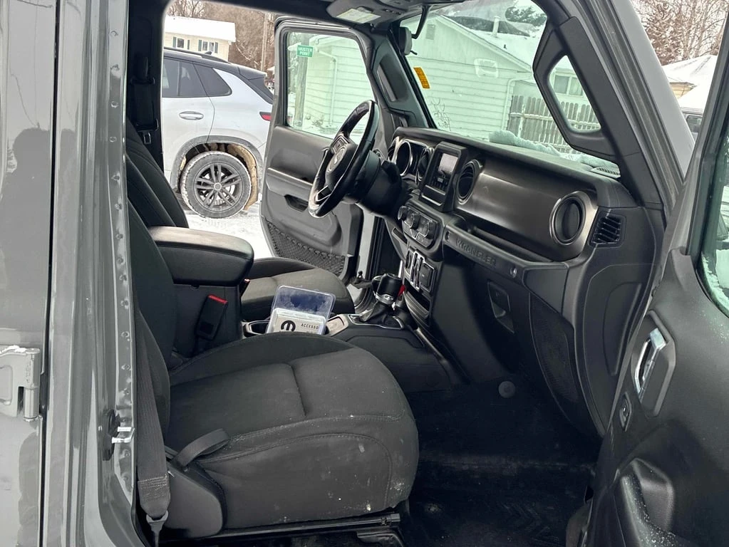Jeep Wrangler 2019 Sport * CARFAX * ��� ������������ ������ | Mobile.bg � ����������� 12