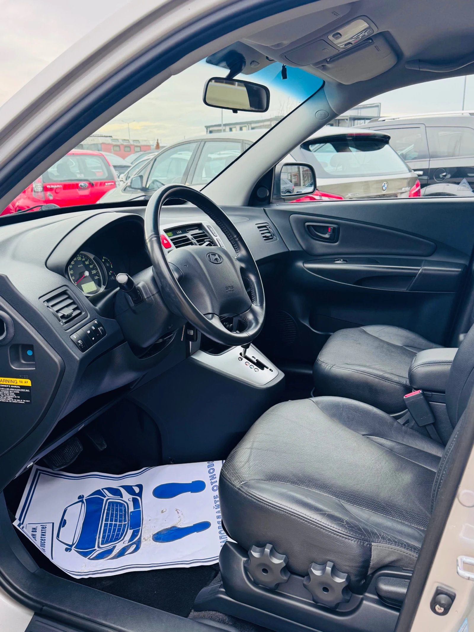 Hyundai Tucson 2.0CRDI-AUTOMATIC - изображение 9