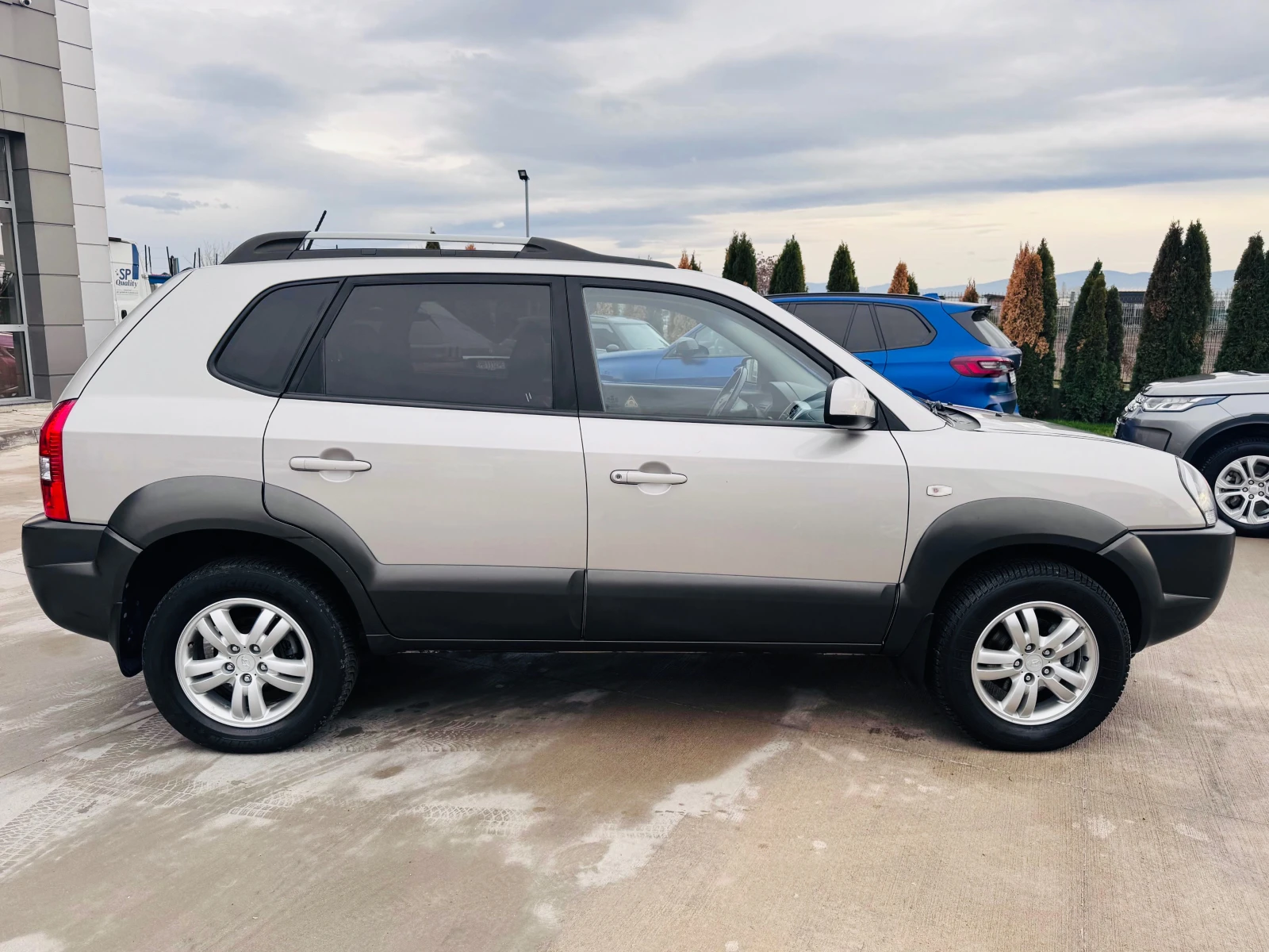 Hyundai Tucson 2.0CRDI-AUTOMATIC - изображение 5