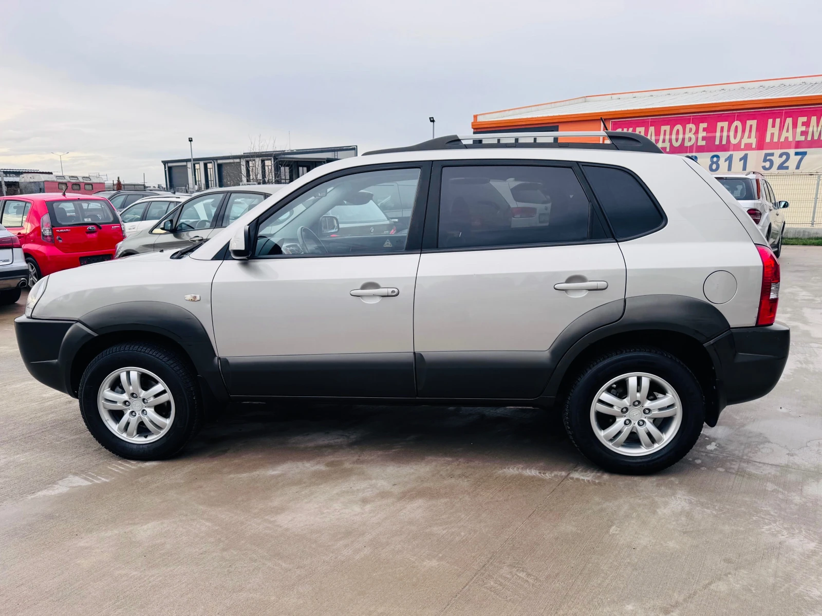 Hyundai Tucson 2.0CRDI-AUTOMATIC - изображение 7