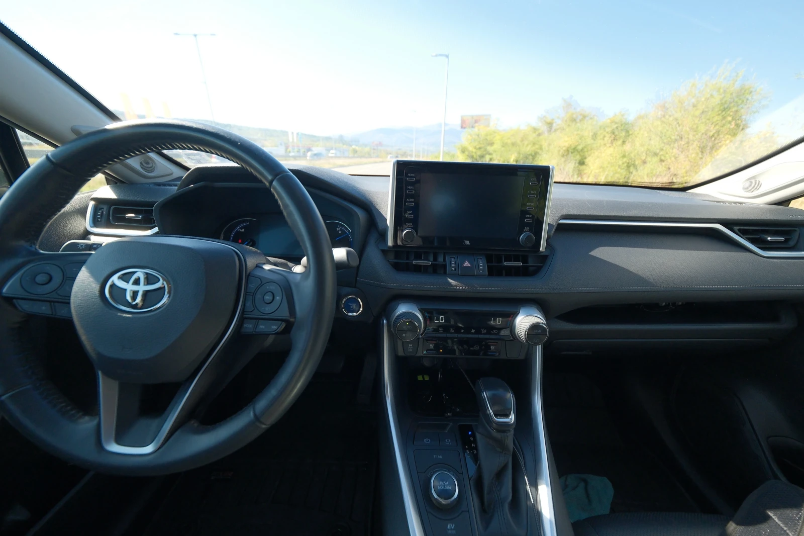 Toyota Rav4 Luxury Premium, снимка 4 - Автомобили и джипове - 53958169