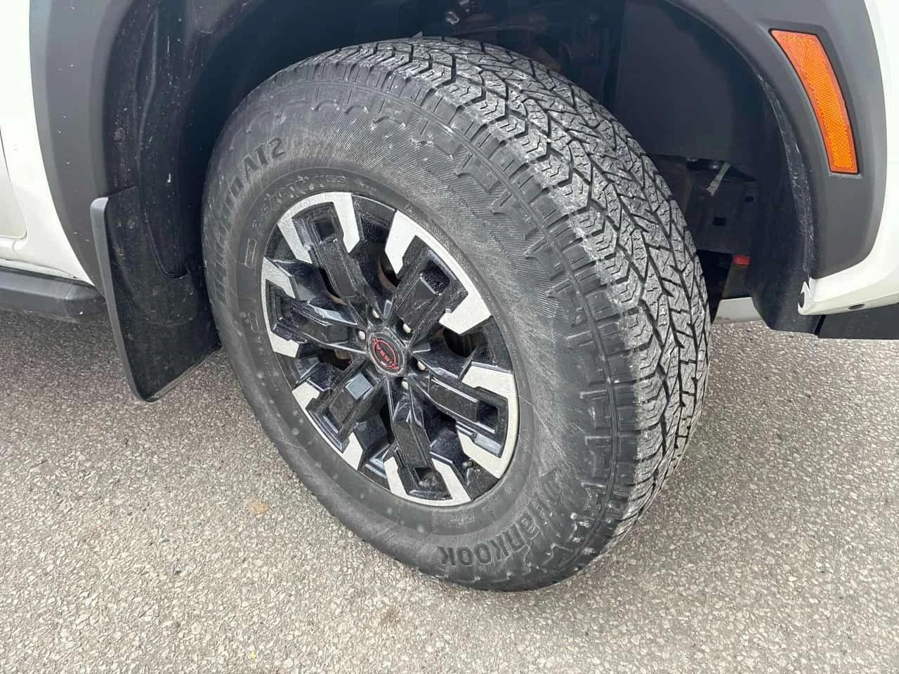 Nissan Frontier Crew Cab Bed 4x4  CARFAX, снимка 7 - Автомобили и джипове - 54123471