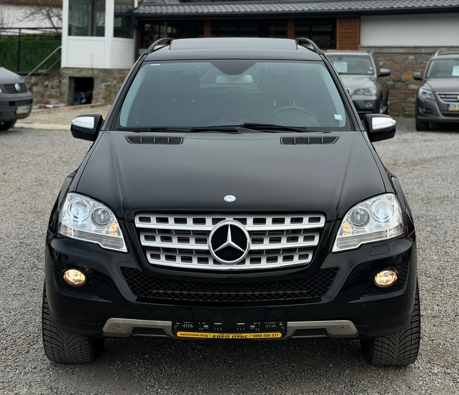 Mercedes-Benz ML 350 3.5CDI 224кс FaceLift Car-Play Keyless-GO Подгрев , снимка 2 - Автомобили и джипове - 54223736