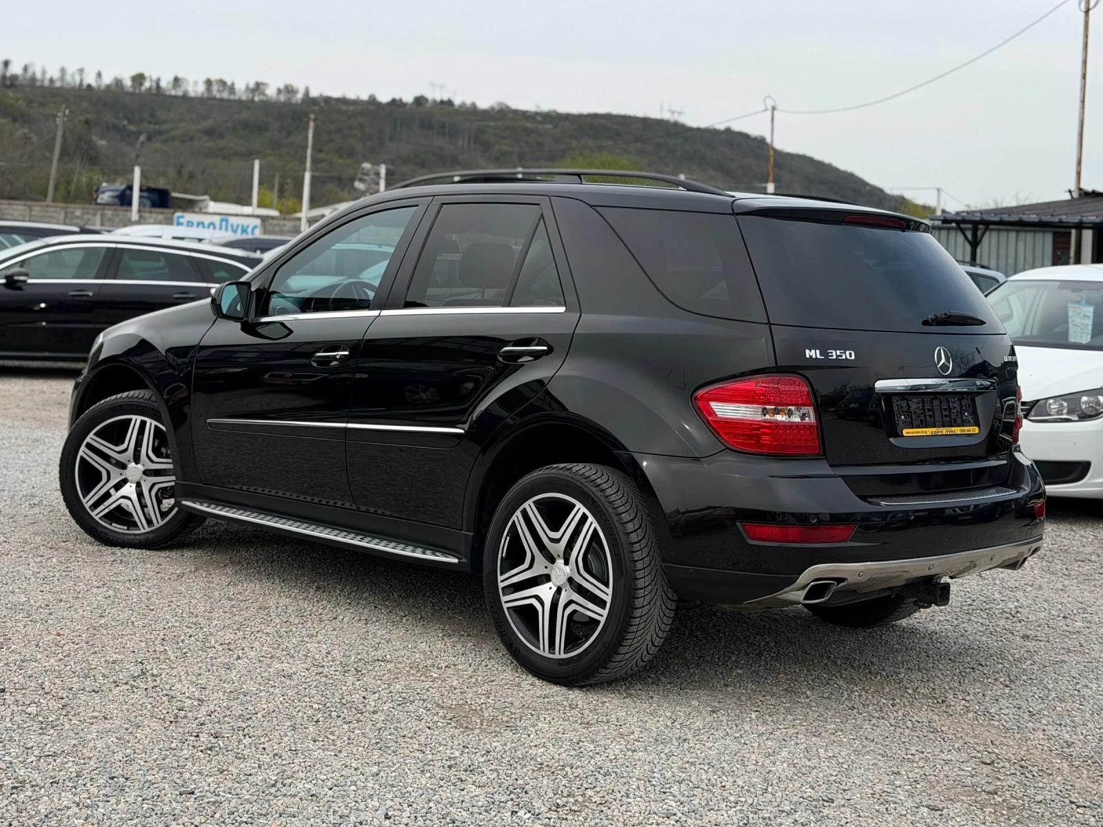 Mercedes-Benz ML 350 3.5CDI 224кс FaceLift Car-Play Keyless-GO Подгрев , снимка 8 - Автомобили и джипове - 54223736