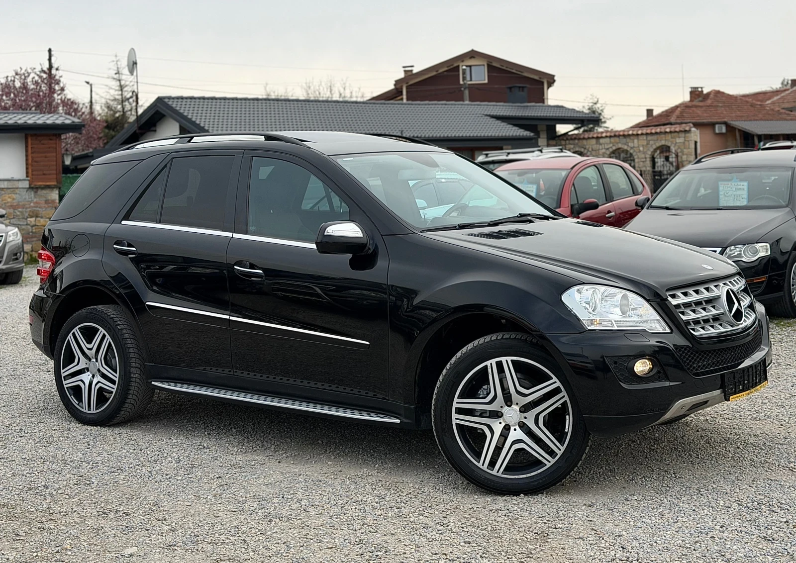 Mercedes-Benz ML 350 3.5CDI 224кс FaceLift Car-Play Keyless-GO Подгрев , снимка 7 - Автомобили и джипове - 54223736